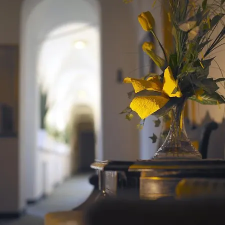 Goldener Brunnen Hotel 4*