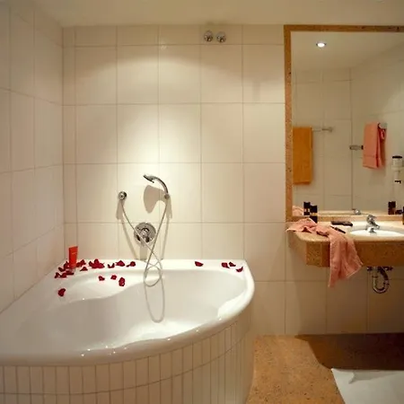 Goldener Brunnen Hotel