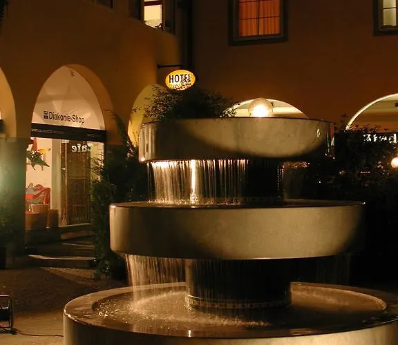 Goldener Brunnen Szálloda