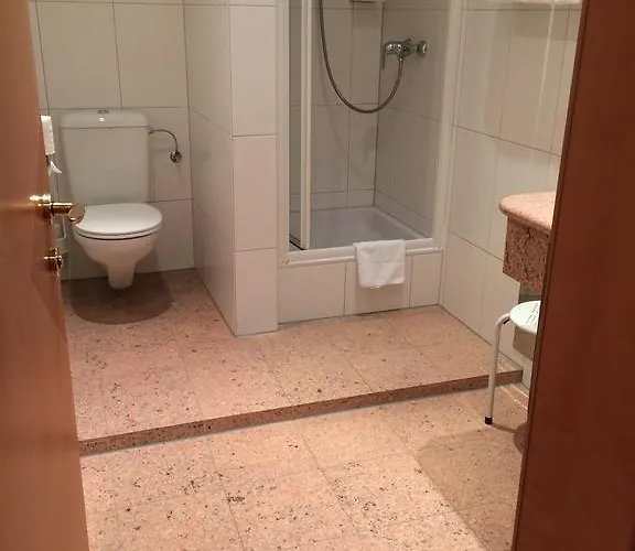 Szálloda Goldener Brunnen