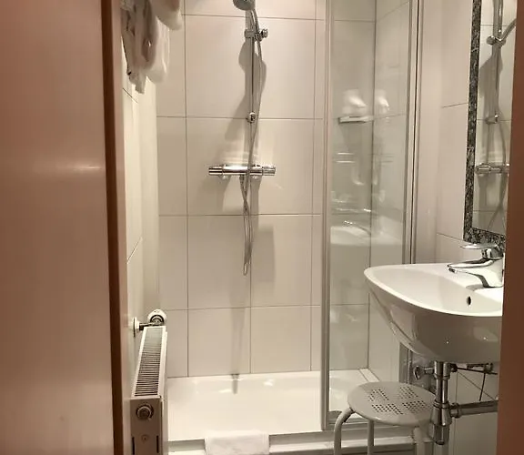 Szálloda Goldener Brunnen 4*