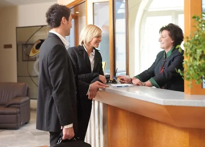 Goldener Brunnen Klagenfurt am Woerthersee