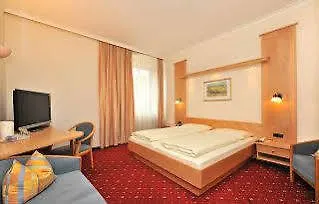 Goldener Brunnen 4* Klagenfurt am Woerthersee